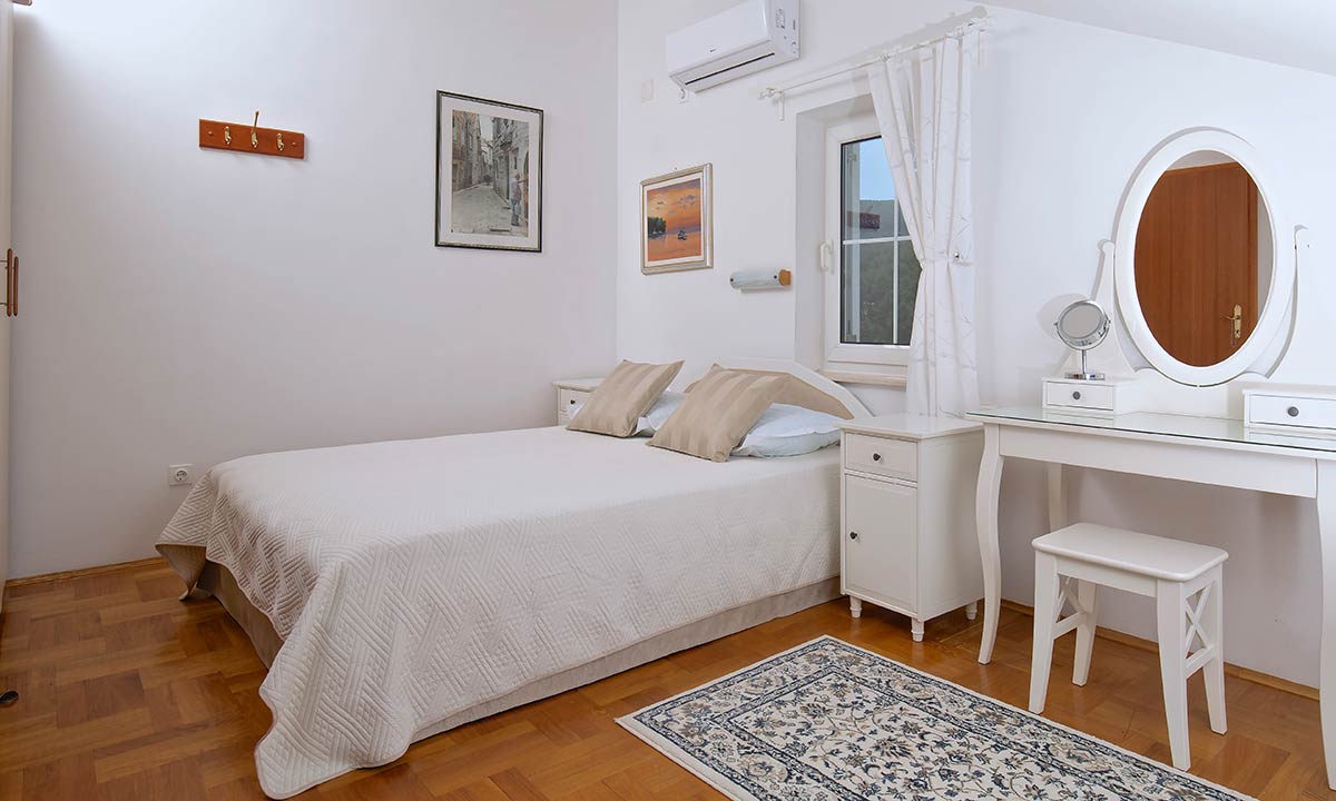 Kalina Accommodation Jelsa